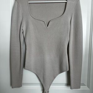 Abercrombie sweetheart bodysuit